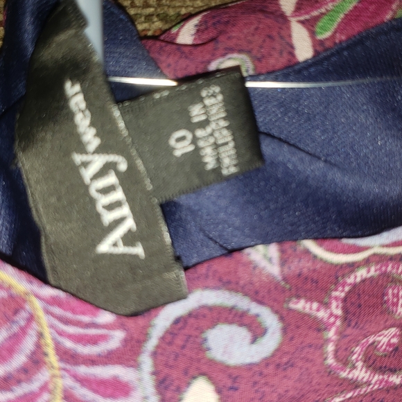 Amy Wear 3/4 sleeve top - Picture 5 of 5